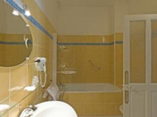 Hotel De L'abeille 3*